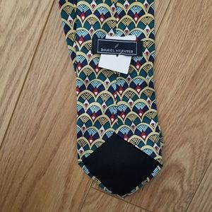 Daniel Hechter VTG Print 100% Silk Tie NWOT
